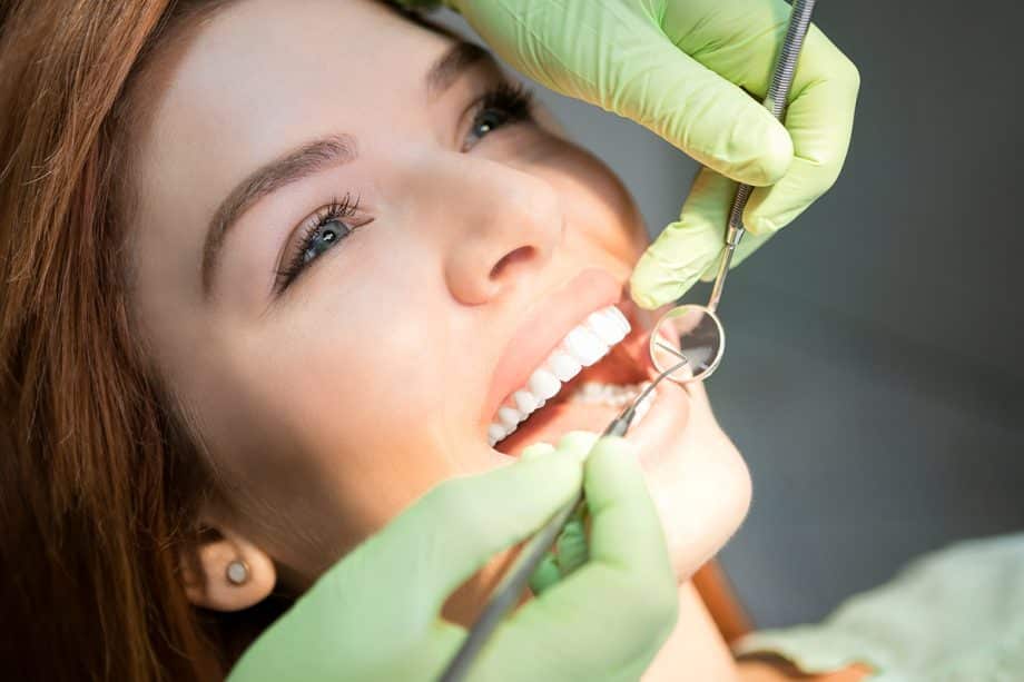 Smile Makeover: Combining Cosmetic Dentistry Treatments for a Complete Transformation
